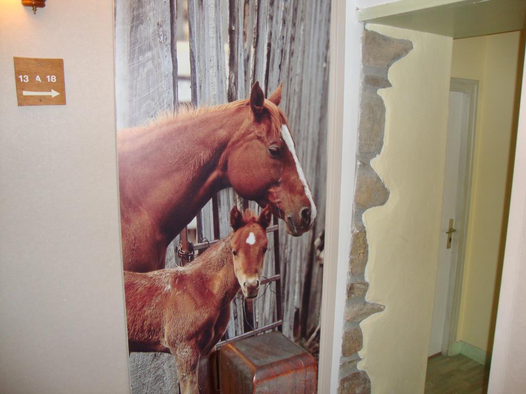 Hotel Pikassaria Sare Esterno foto