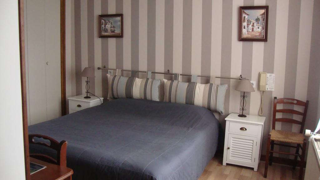 Hotel Pikassaria Sare Esterno foto