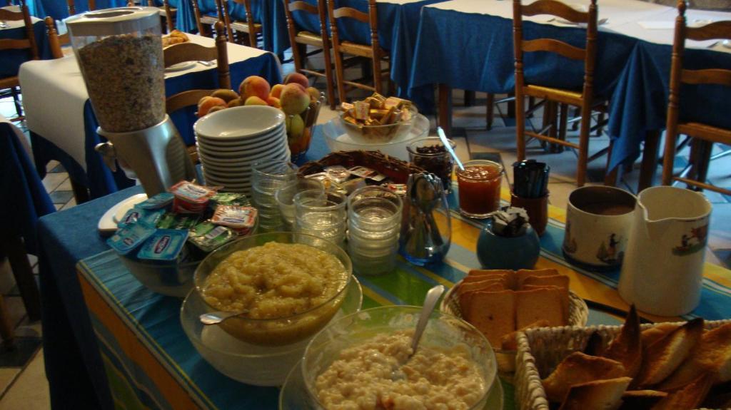 Hotel Pikassaria Sare Esterno foto